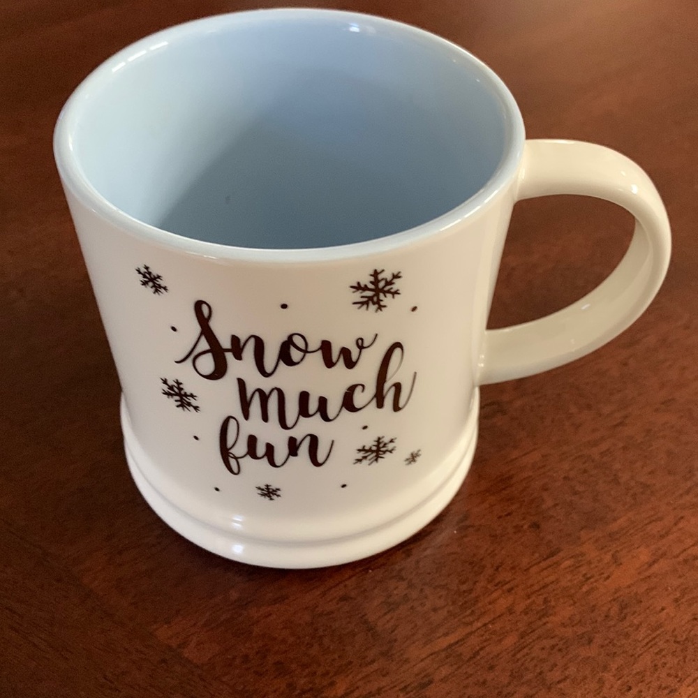 Target Threshold Porcelain Glossy White "Snow Much Fun" Coffee Cocoa Tea Mug